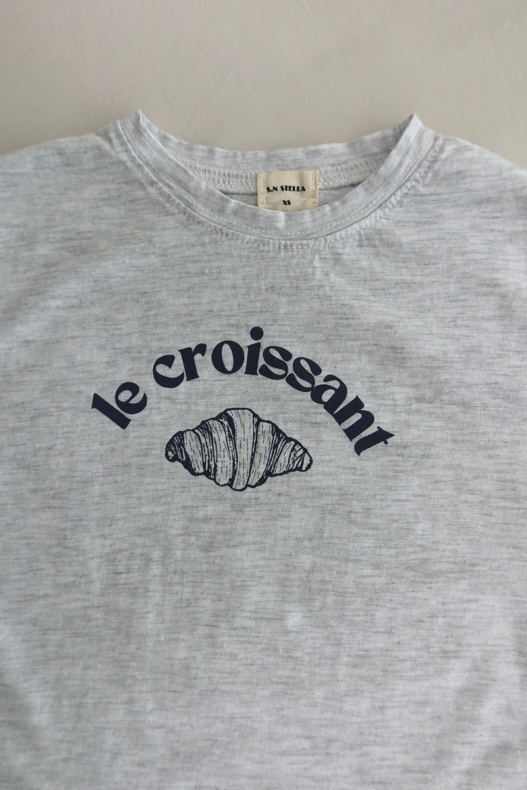 Croissant Tee - Gray